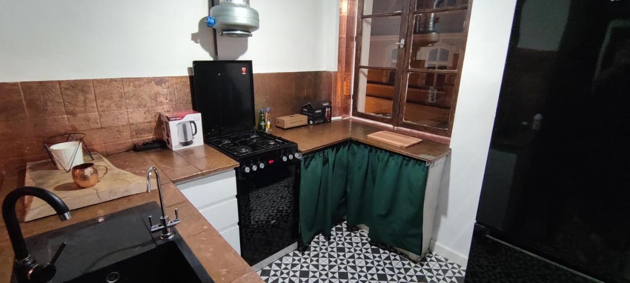 Private Apartament Wroniecka 6 - Parking Poznan Dış mekan fotoğraf